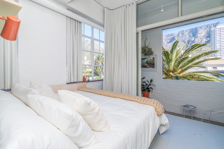 1 Bedroom Property for Sale in Gardens Western Cape